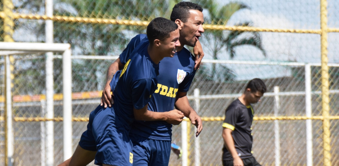 SEGUNDA DIVISãO: AUDAX PASSA FáCIL POR Só CANELA E ESTA NAS QUARTAS.